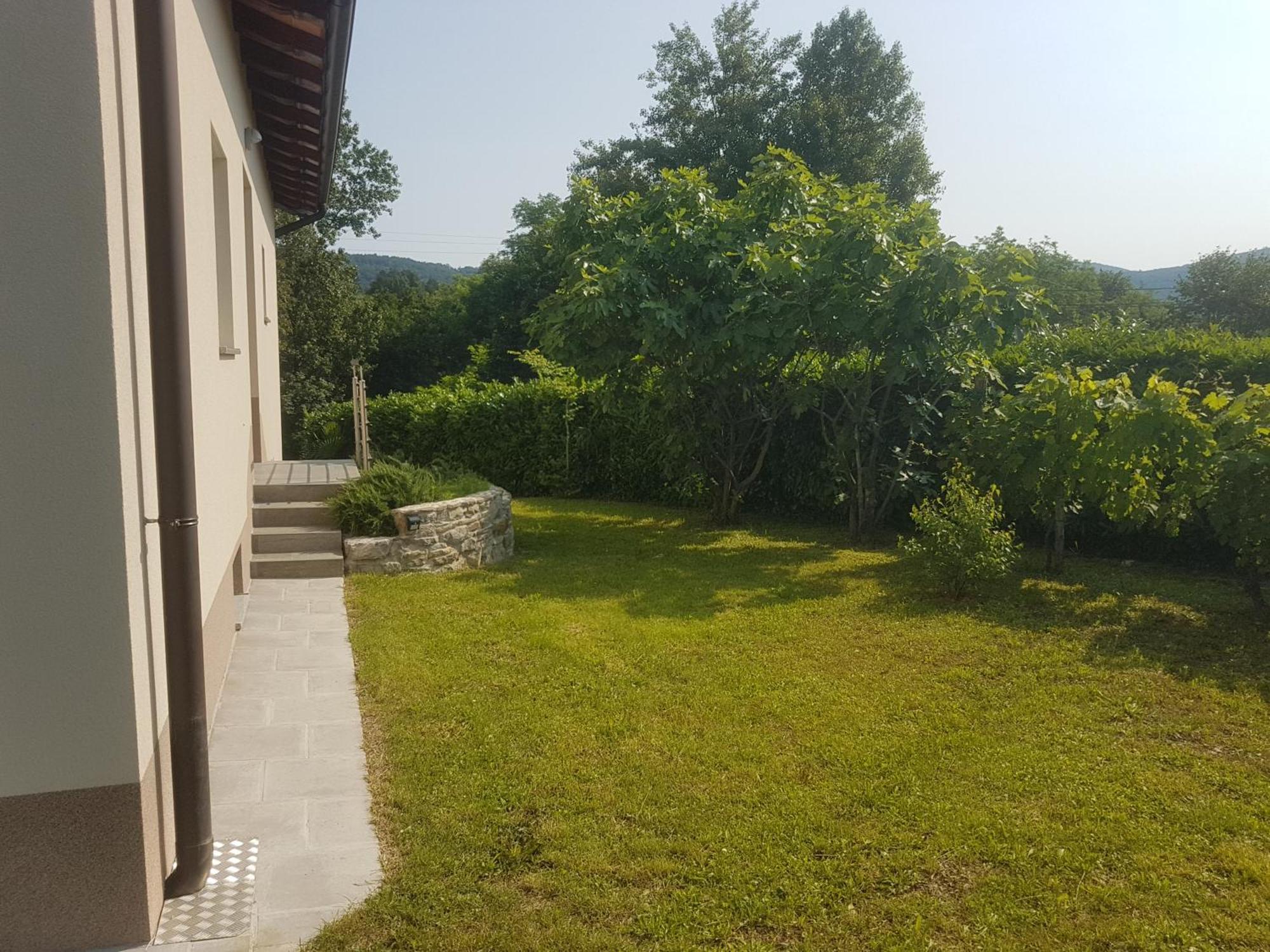 Pocitniska Hisa Hum * Kojsko