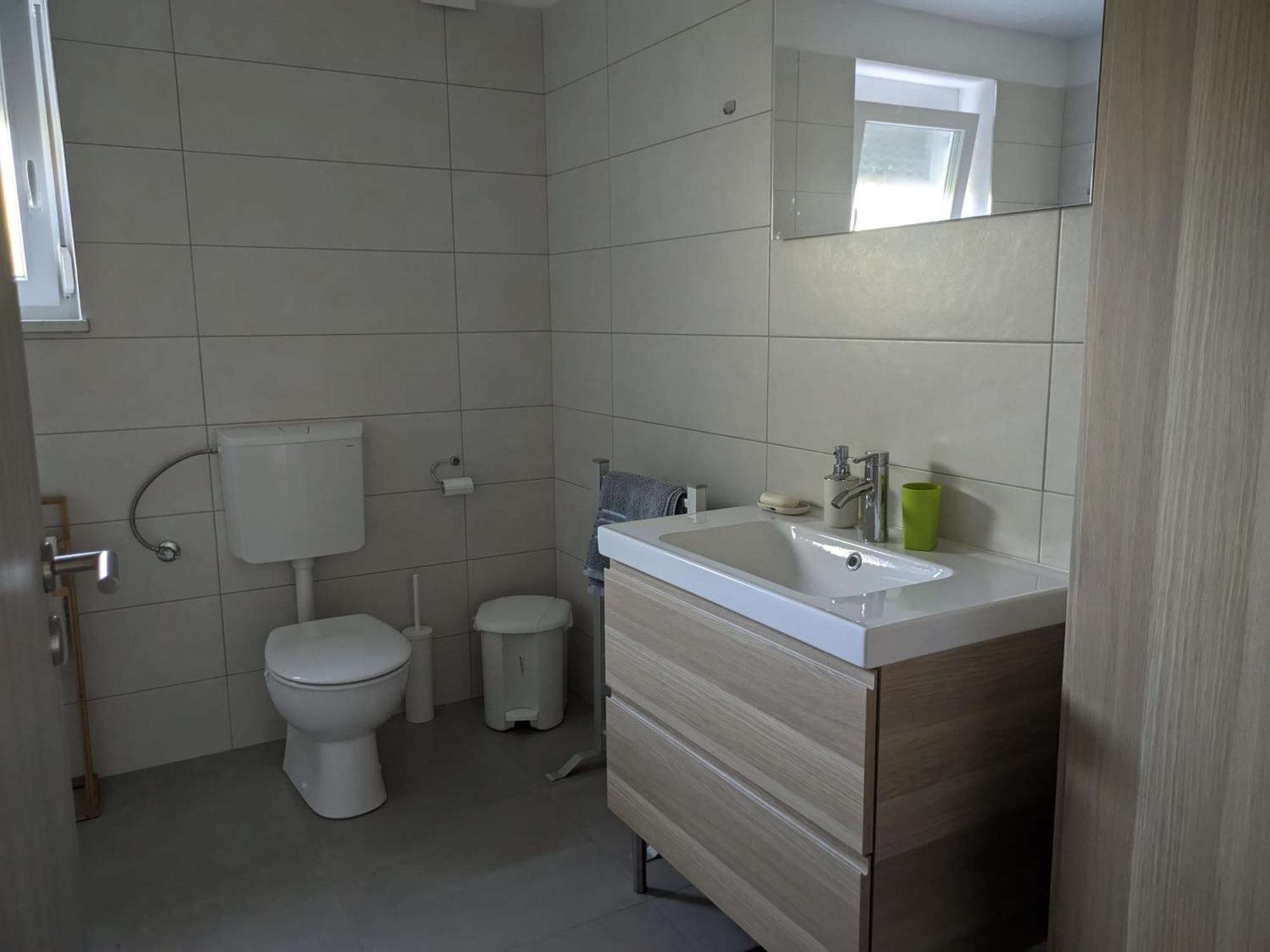 Pocitniska Hisa Hum Ferienhaus